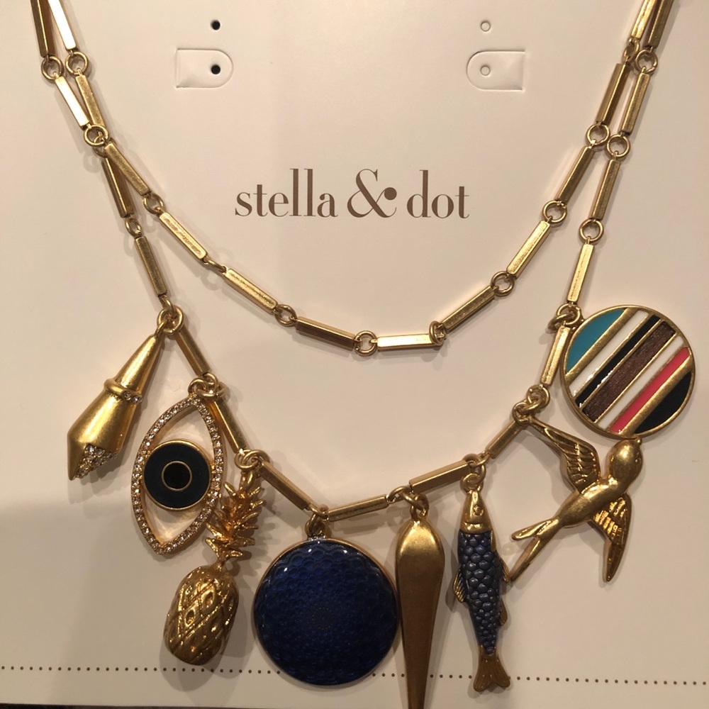 Stella & Dot Jett Charm Necklace